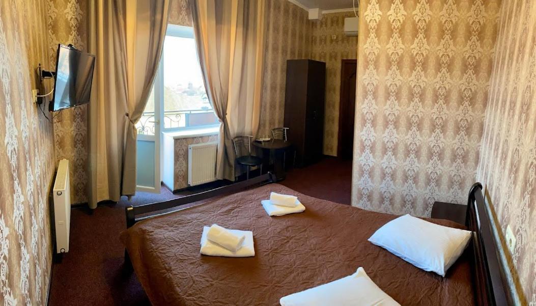 Golden Lion Hotel Boryspil Ngoại thất bức ảnh