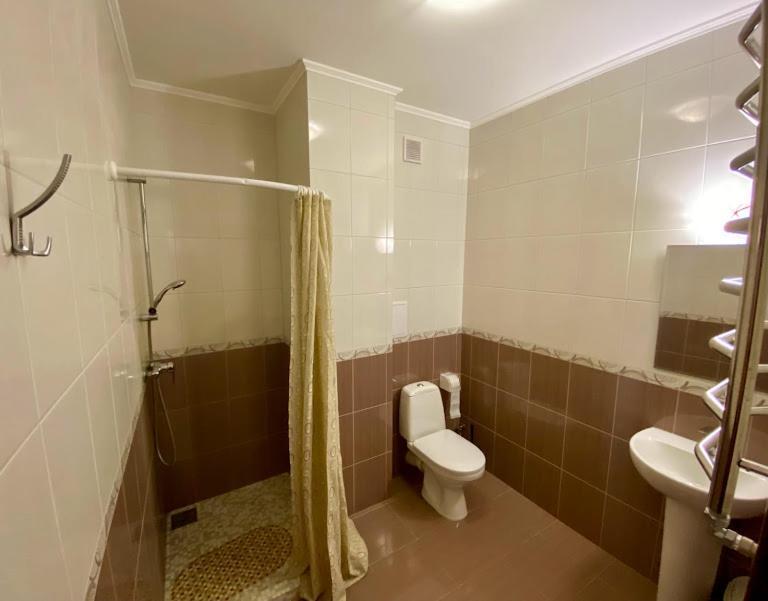 Golden Lion Hotel Boryspil Ngoại thất bức ảnh